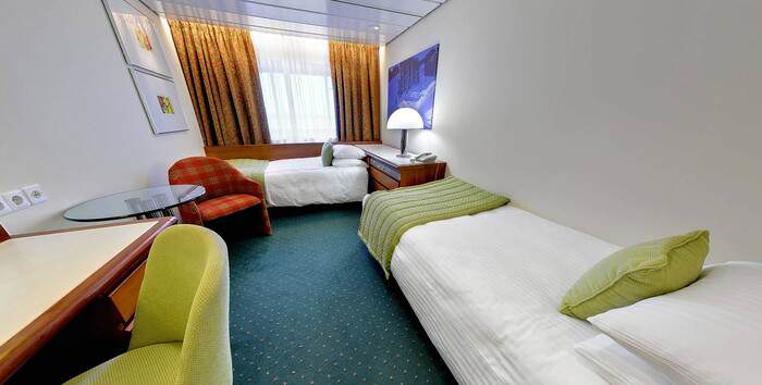 Fred Olsen Balmoral - Ocean View, E.jpg